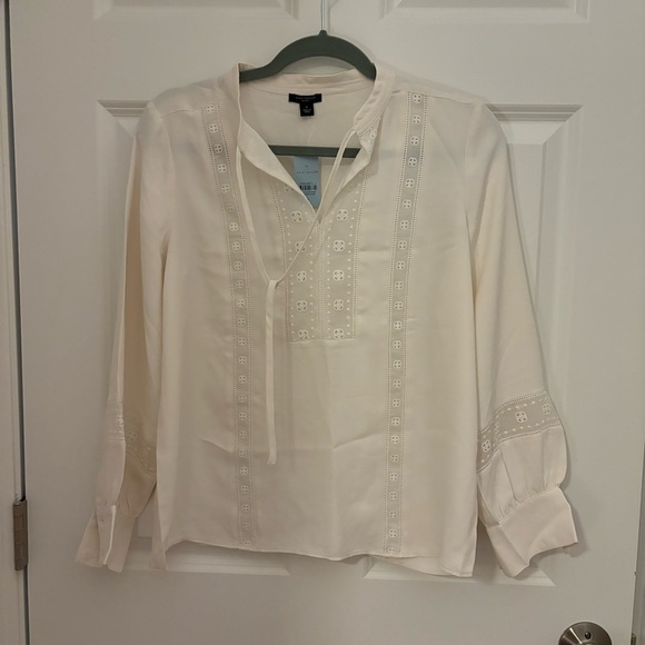 NWT Ann Taylor Blouse - Picture 2 of 5